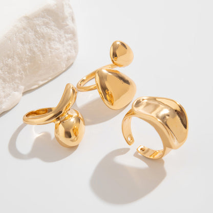 Soléa Embrace Ring Set